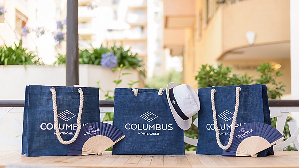 Souvenirs_Columbus_Beach_Bag&Hat
